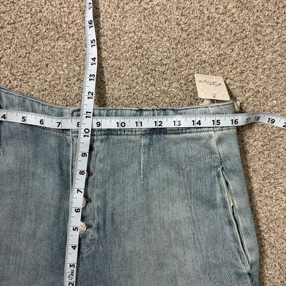 NEW We the Free People blue distressed relaxed cuffed denim shorts size 28 - Picture 8 of 10
